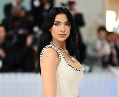 dua lipa planetsuzy